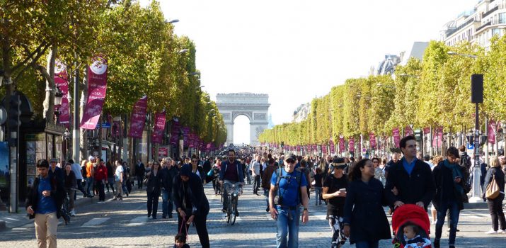 Les Champs Elysées réservés aux piétons et cyclistes !