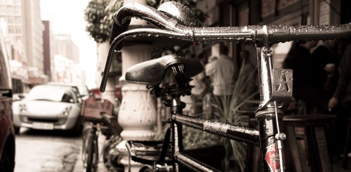 Comment continuer le vélo sous la pluie ?