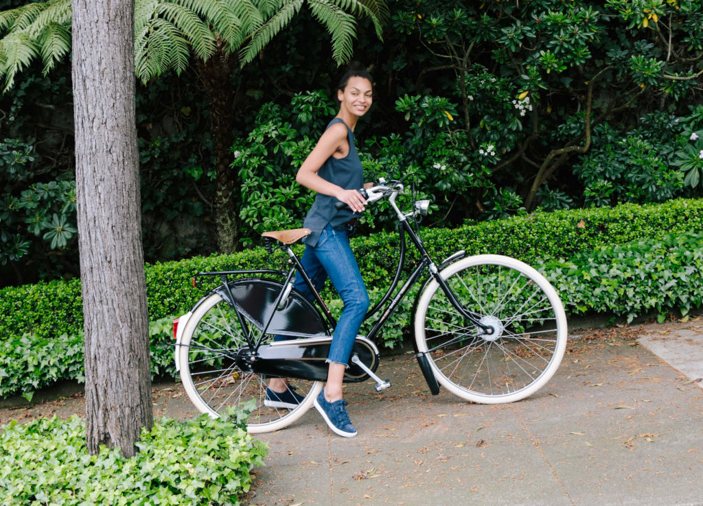 5 astuces spéciales femmes à vélo - Holland Bikes